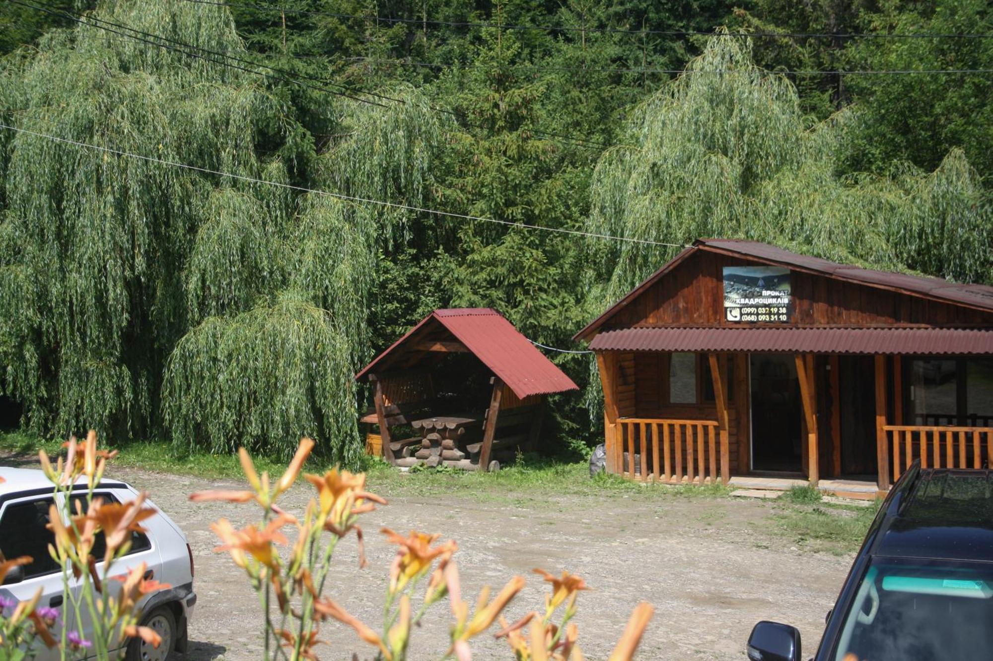 Hotel Zarinok à Pilipets Extérieur photo