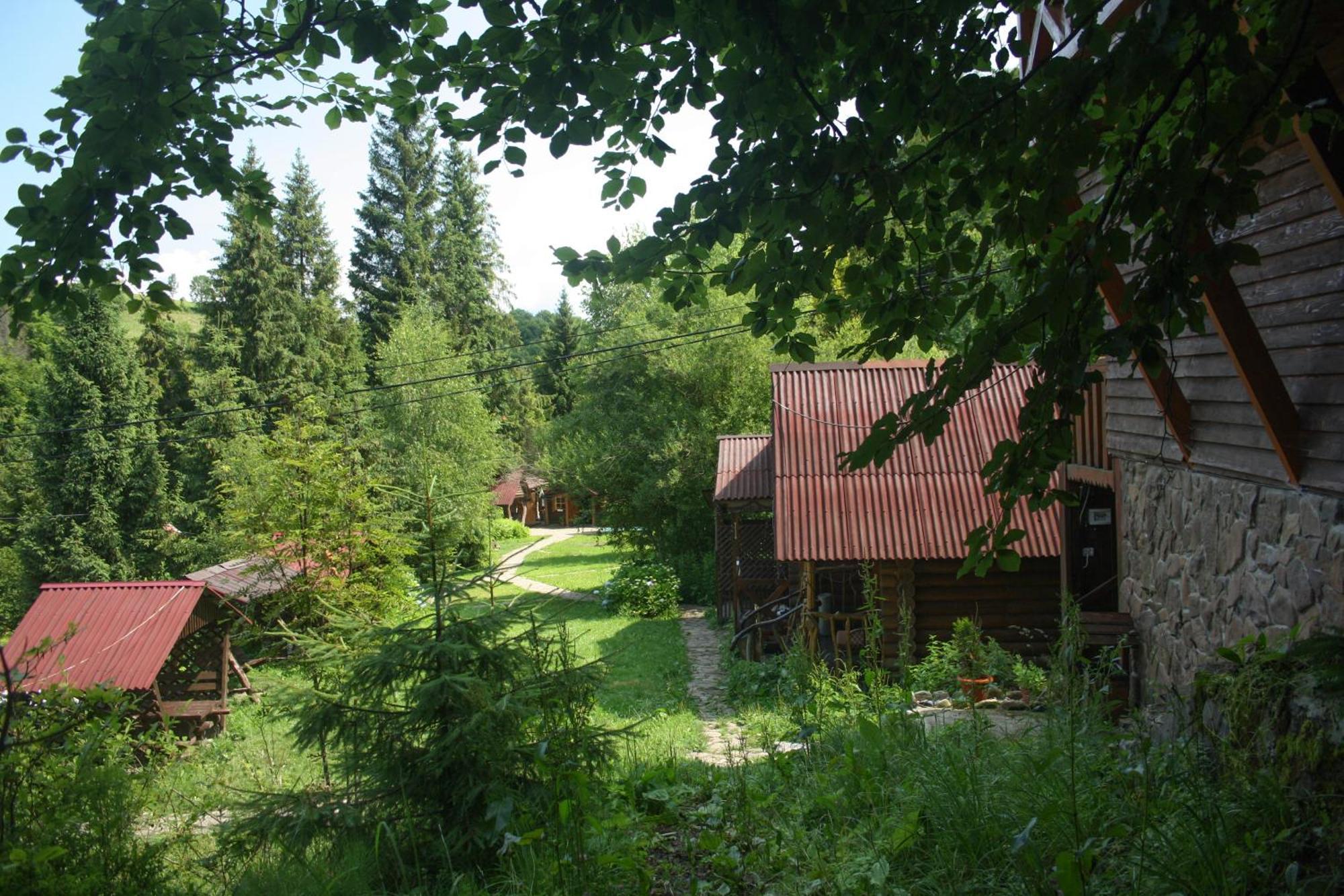 Hotel Zarinok à Pilipets Extérieur photo