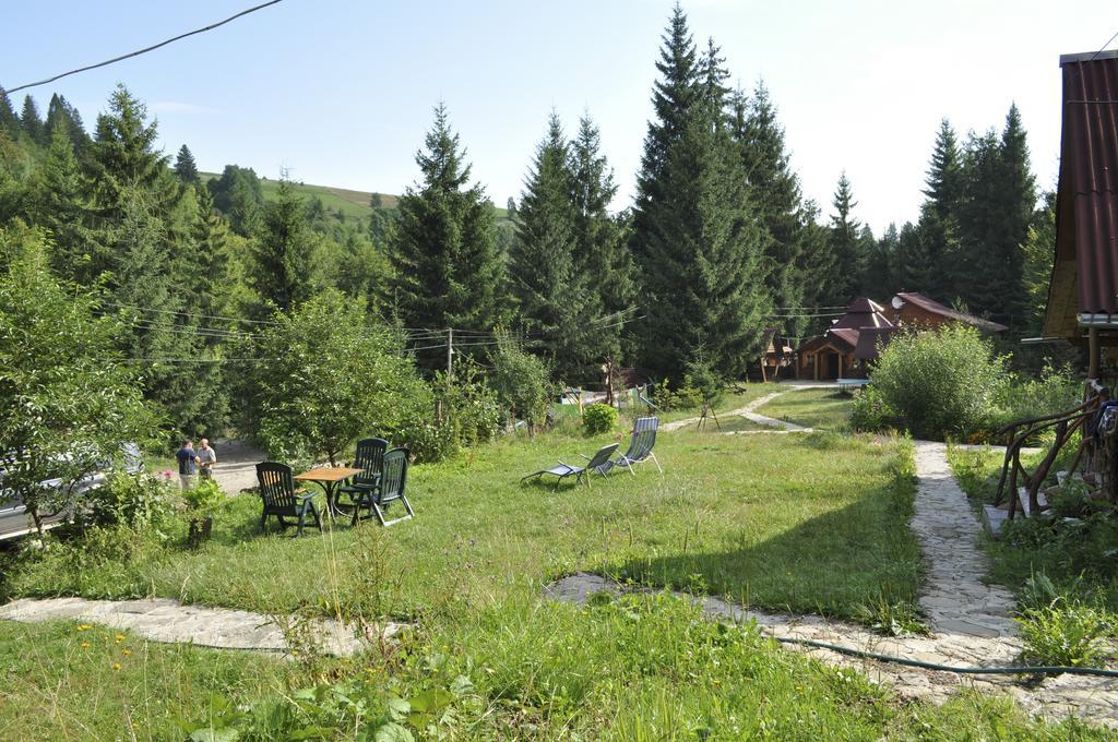 Hotel Zarinok à Pilipets Extérieur photo