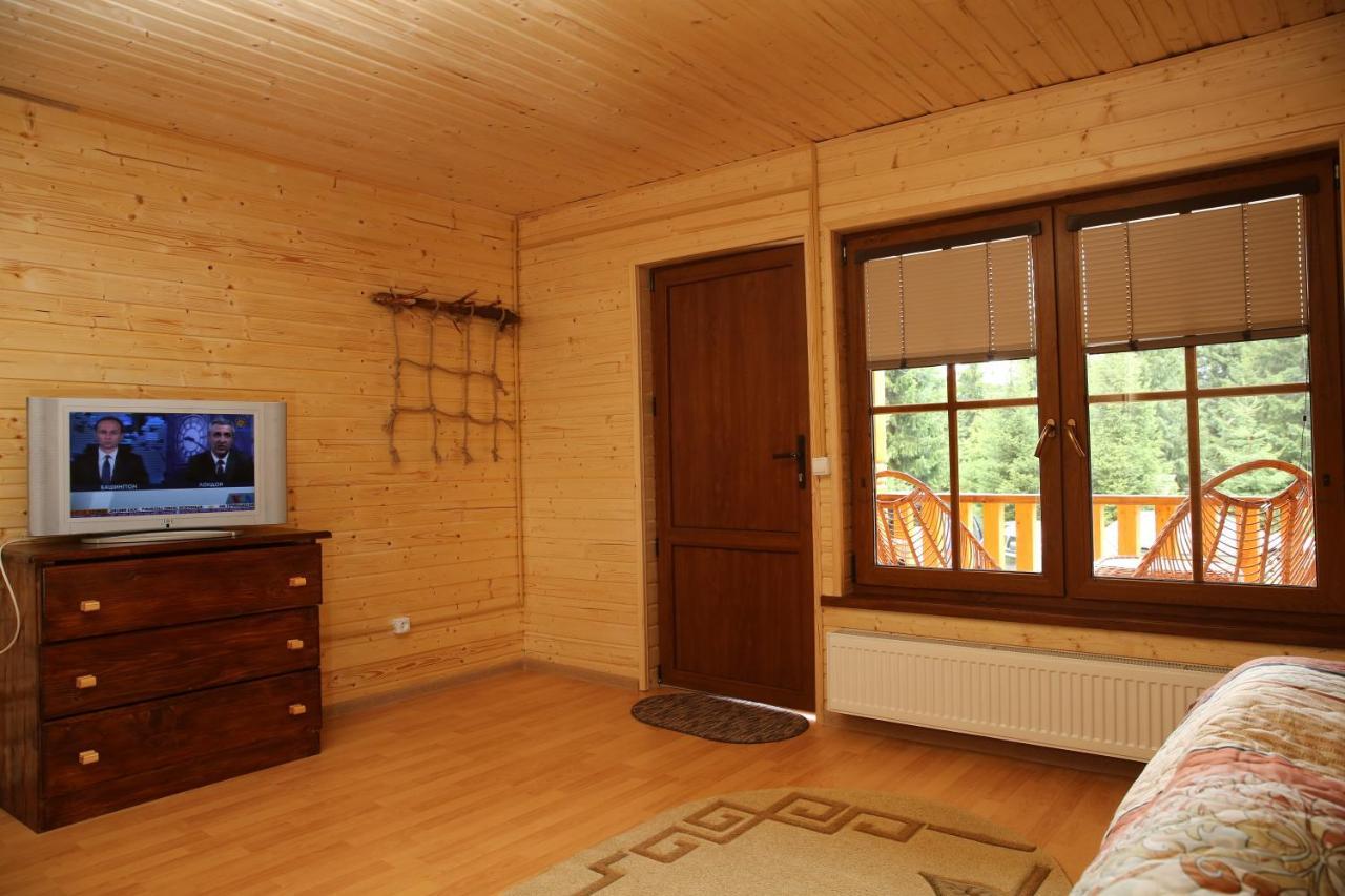 Hotel Zarinok à Pilipets Extérieur photo